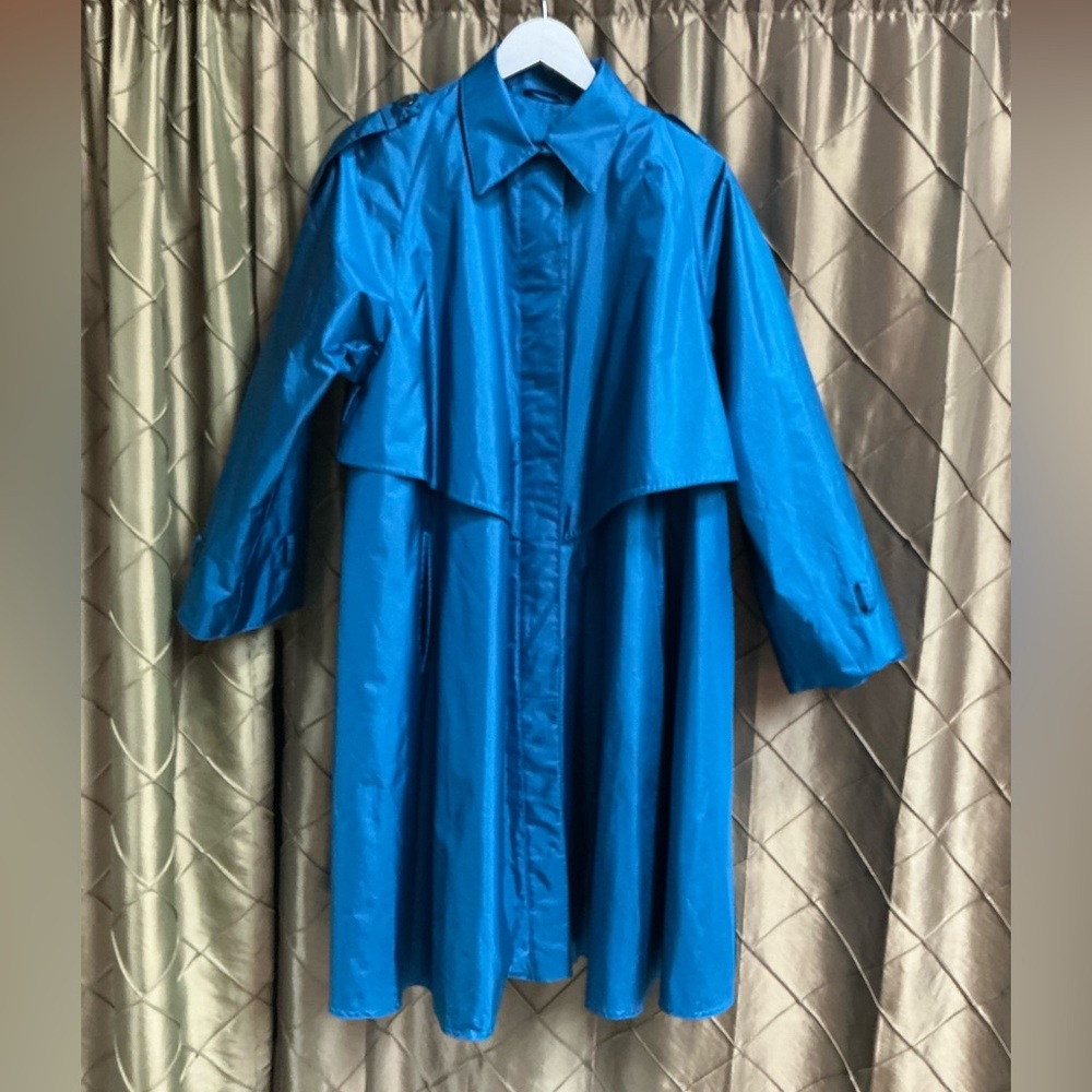 EUC- STUNNING Cobalt Blue Fleet Street Vintage Swing Raincoat